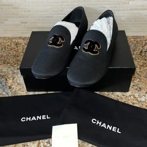 Authentic CHANEL LOAFERS WOMEN SZ. 40 -NEW🎉